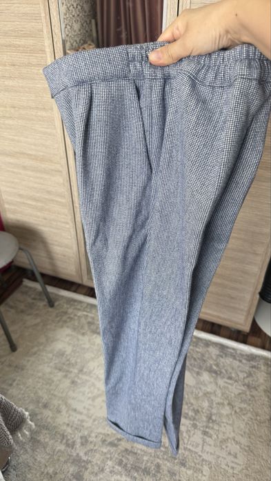 Продам брючный костьм теплый