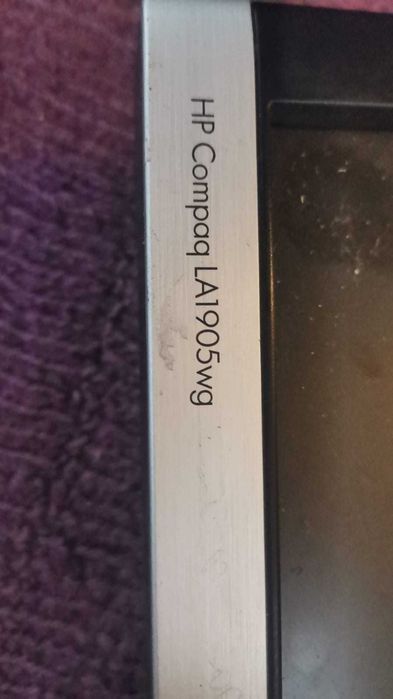 ocazie Hp /Dell/Fuji elite display lcd  201  monitor 20" SI  19* 18"