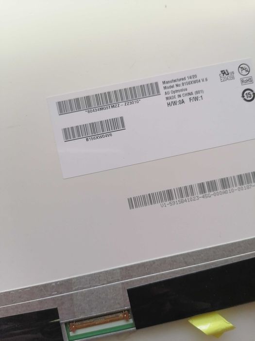 vand display uri laptop diferite marimi 15/6 17/3 11/6 12/5 13/3 10/1 14/1 12.5