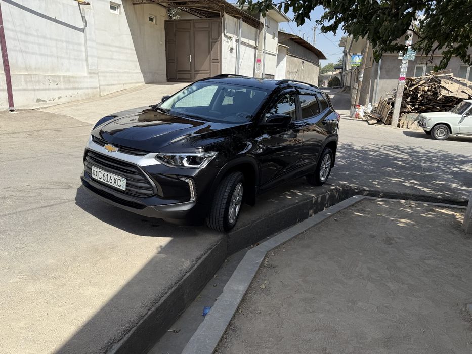 Treker 2 LS 1 pazitsiya 2025 yil 13000 km kraskasi yo'q Propani bor