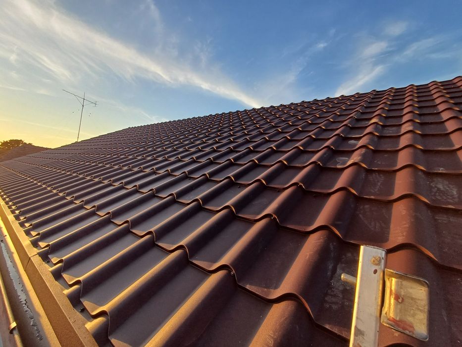 EXECUTAM URMĂTOARELE SERVICI


1. Reparatii Acoperis,
2. Montaj orice