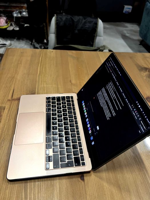 Macbook Air M1 Rose Gold