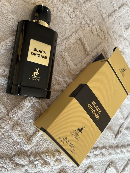 Парфюм Black Origami