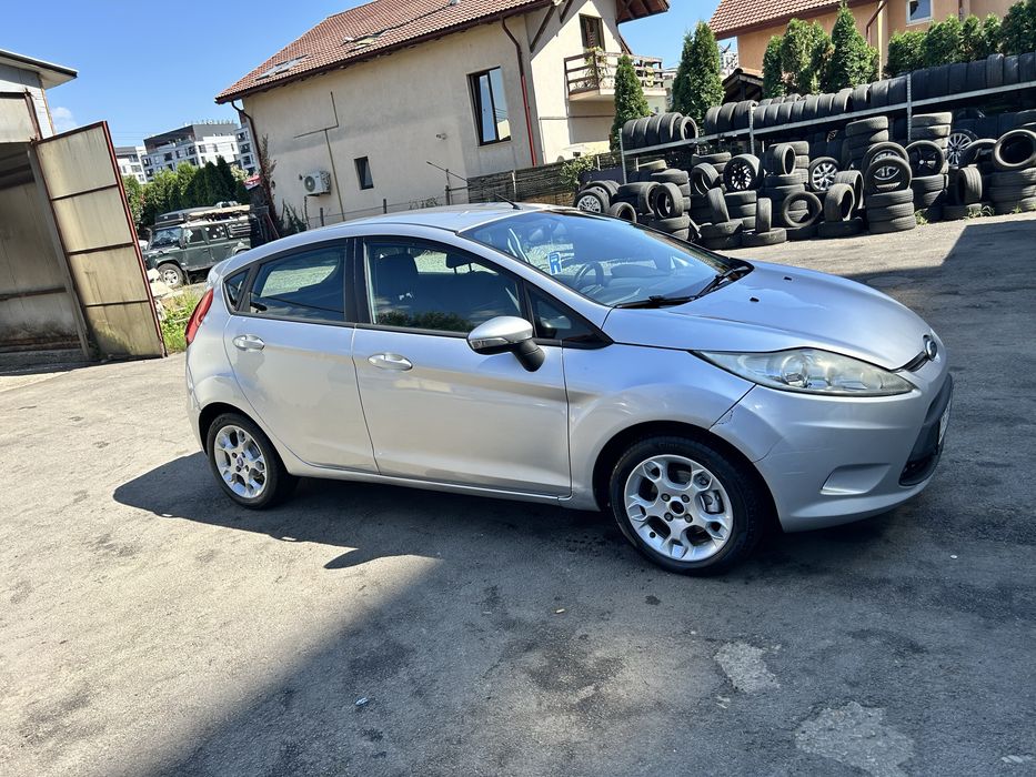 FORD Fiesta 2011 — imagine 2