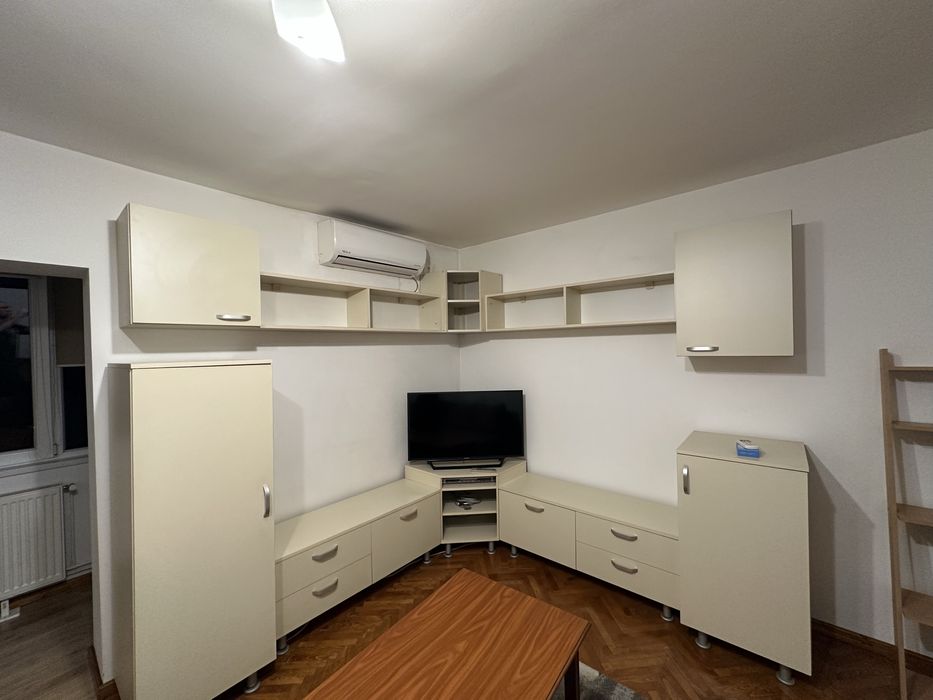 Mobilă de colț pentru living