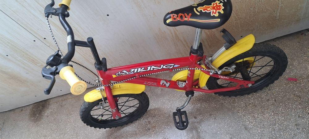 Bicicleta pentu băieți