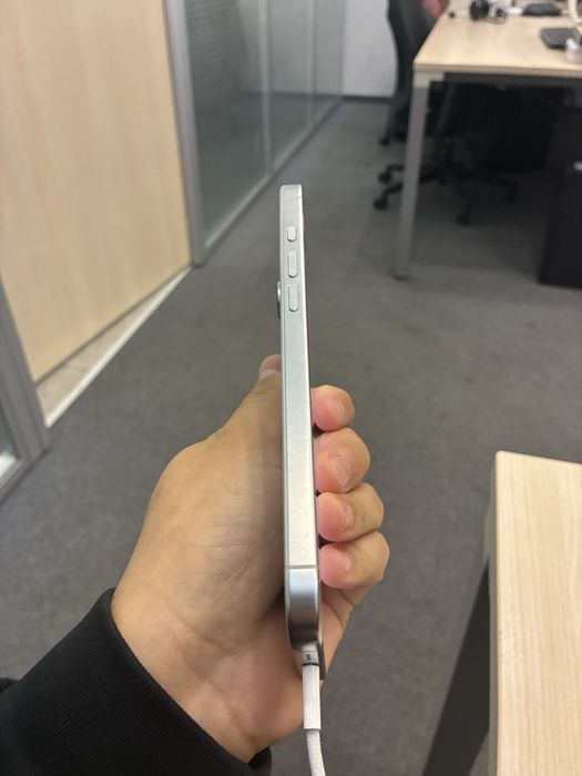 Iphone 16 pro max ,512гб,93%