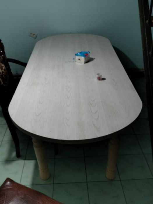 Стол кухонный белый