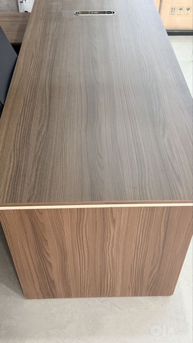 Продам стол руководителя