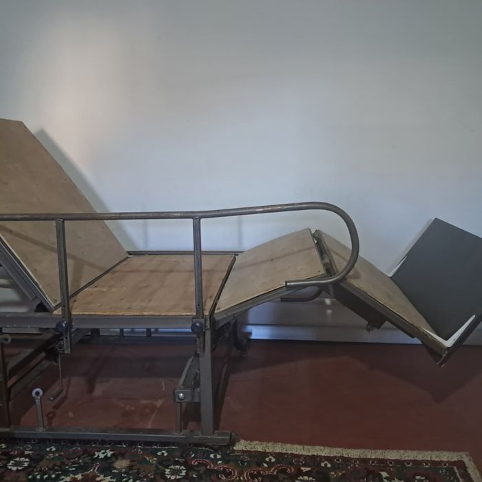 Кровать для лежачих больных