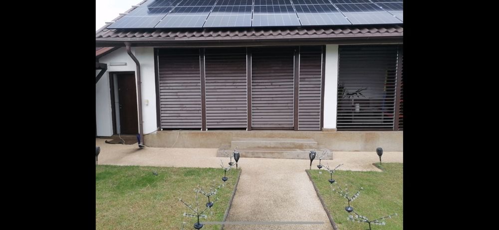 Glisiere cu lamele rombus