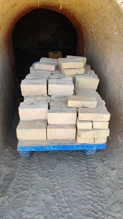 Кирпич  , Қыш , Кірпіш , Жжёный