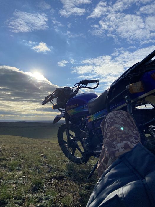 Мотоцикл qarshiga