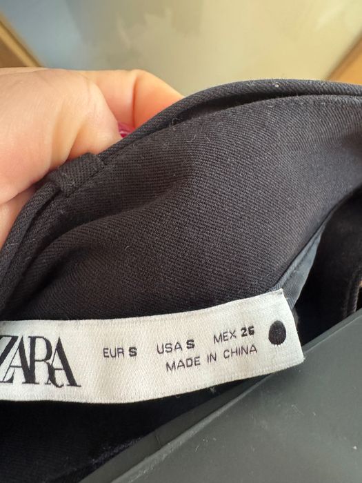Плисирана пола ZARA
