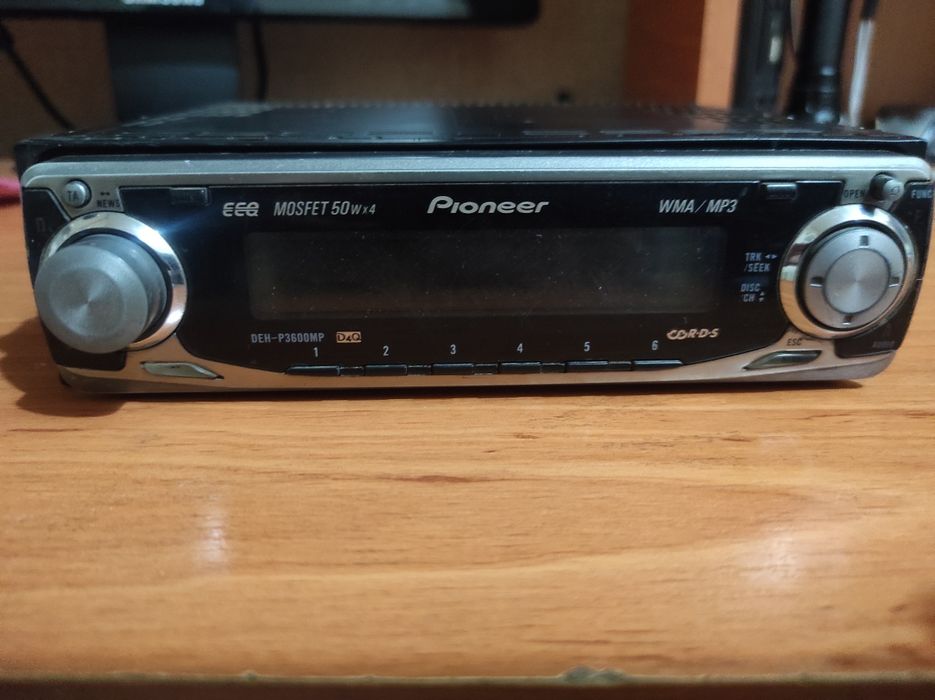 Pioneer DEH-P3600MP автомагнитола в отличном состоянии