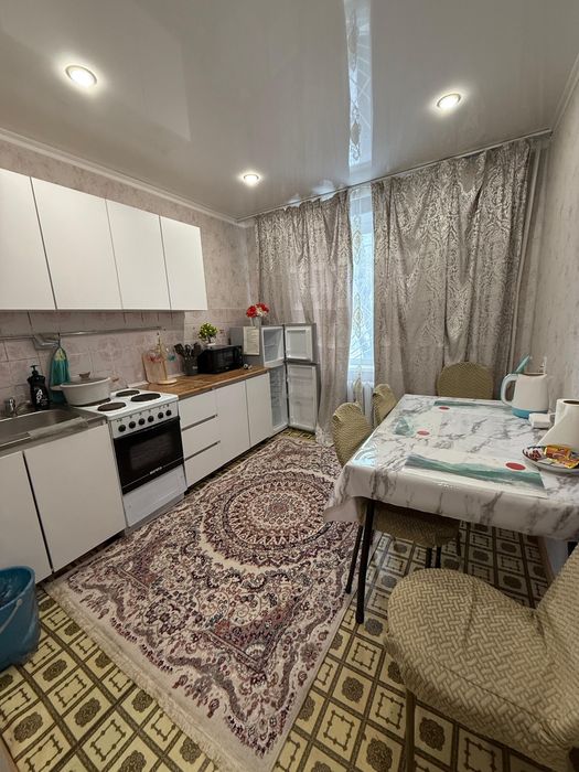 Квартира ,часы, день ,ночь ,сутки , неделя