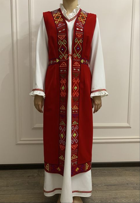 Каракалпак миллий Бешпент хам Койлек,тахиясы менен.(кыз узатуга)