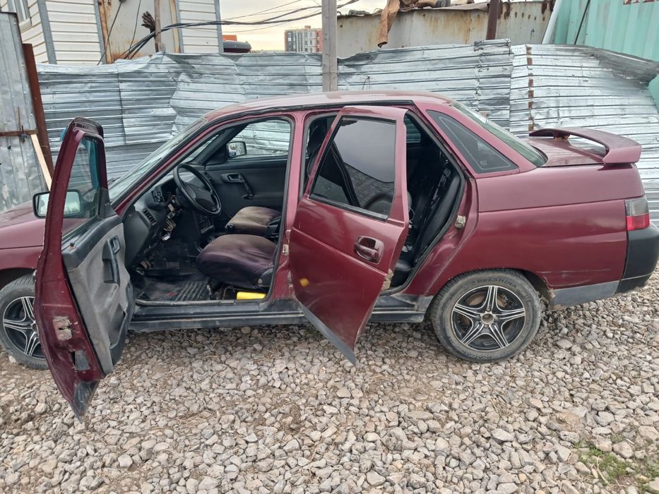 Продам машину лада(ваз)2110