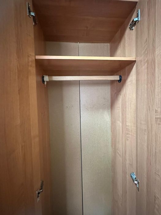 Срочно отдам 3 шкафа б/у