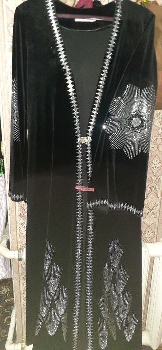 Abaya sotiladi yengi kiyilmagan vilurivi qalin