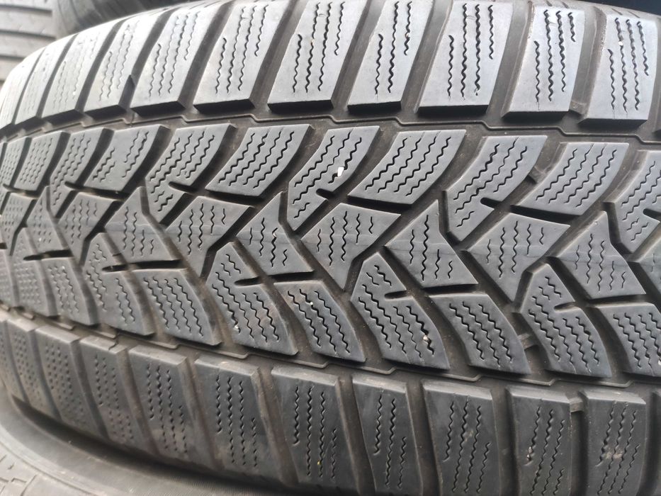 4бр Зимни гуми 215 60 16 - Dunlop