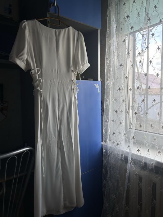 Платье белое, платье