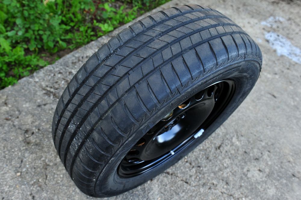 Rezerva 5x112 Vw Passat B8 -anvelopa 215 60 16  Bridgestone