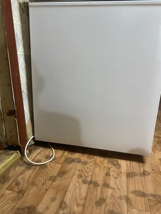 Продам морозильную камеру