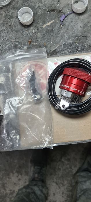 Продам смазчик цепи для мотоцикла