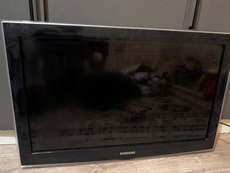 Телевизор самсунг LE32D451G3W