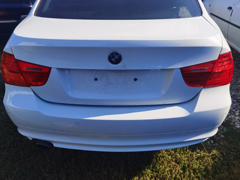 Spate complet e90 facelift stopuri led haion bara spate