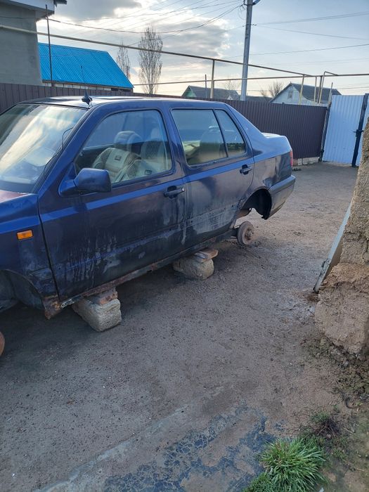 Продам на разбор венто