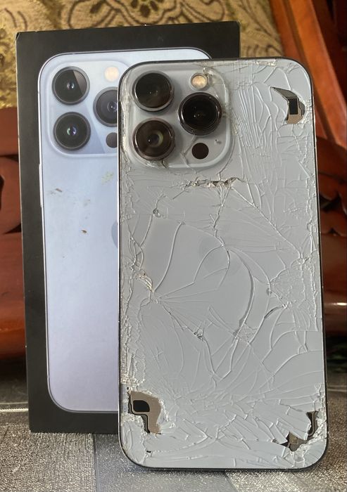 Продам iPhone 13 про 128