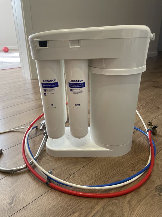 Продам фильтр для очистки воды Аквафор .