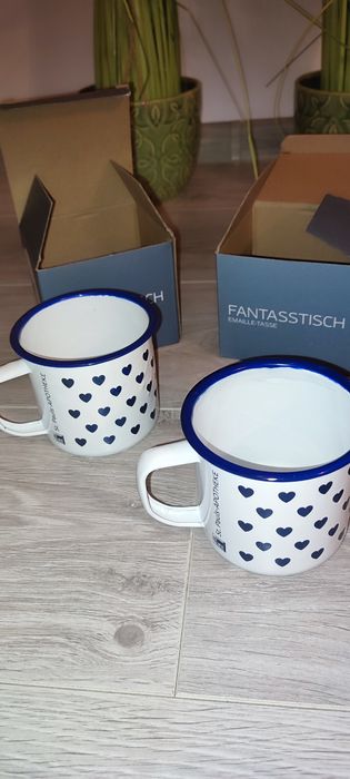 Set cani de colecție din email cu model cu inimi albastre, "St. Pauls