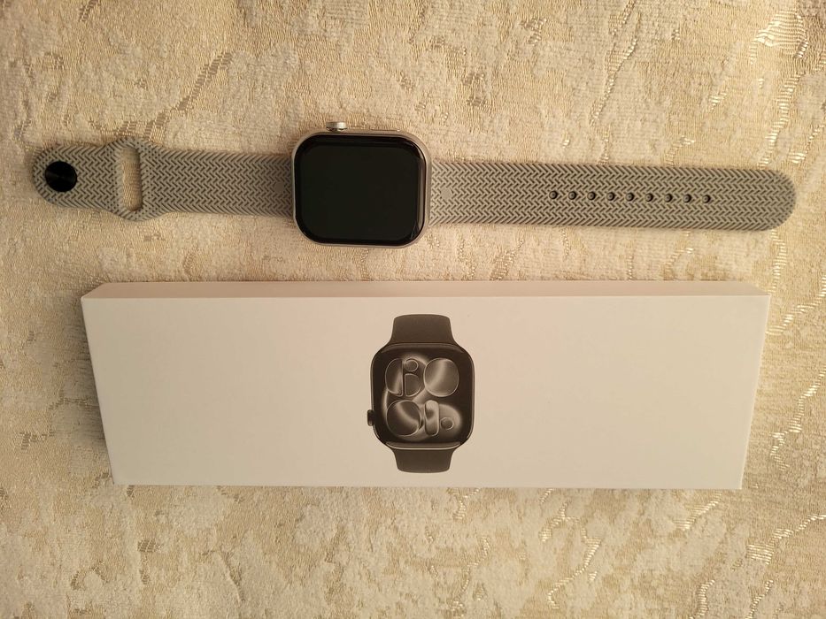 Смарт-часы Apple Watch Series 10