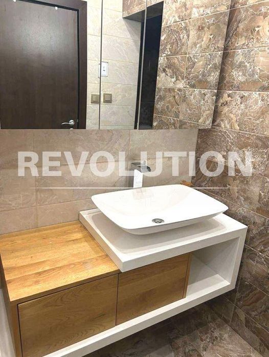 Дава се под наем Тристаен апартамент в Варна, Трошево - 80 кв.м за 700 € - Снимка #7