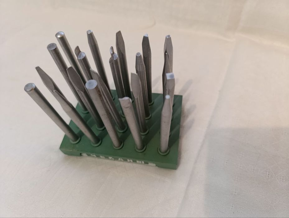 Чеканы набор инструменты для изготовления чеканки ( СССР 1977 г.)