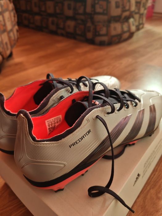 Бутонки adidas predator