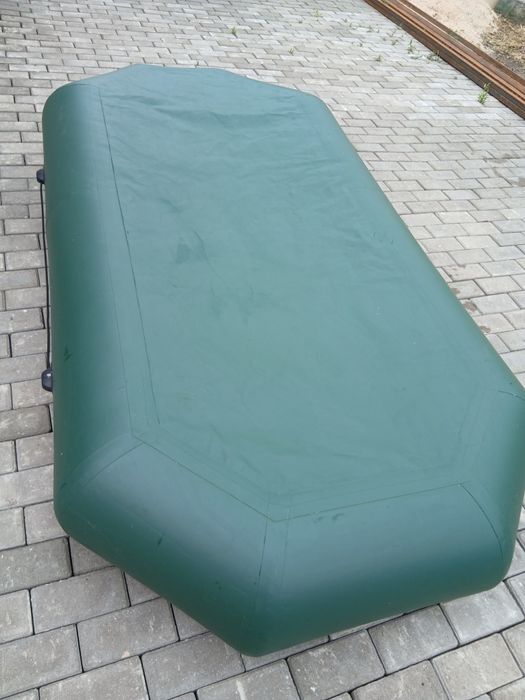 Резиновую лодку " Штиль"