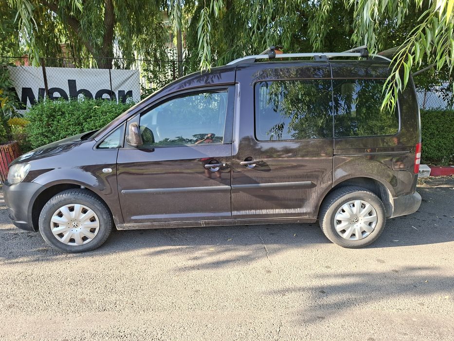 VOLKSWAGEN Caddy 2012 — imagine 3