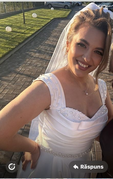 Rochie mireasa, marimea 44 corset in spate