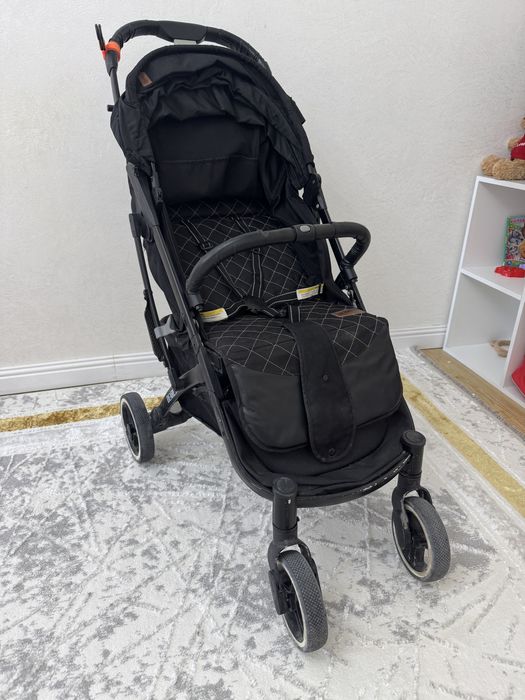 Коляска черный классика
