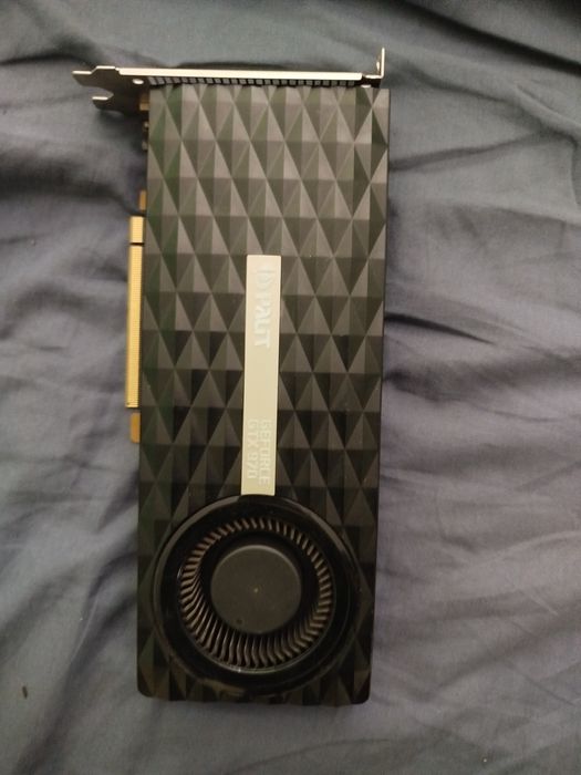 Дъно рам и видео карта