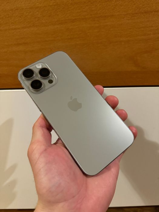 Iphone 16 Pro Max 256gb titan