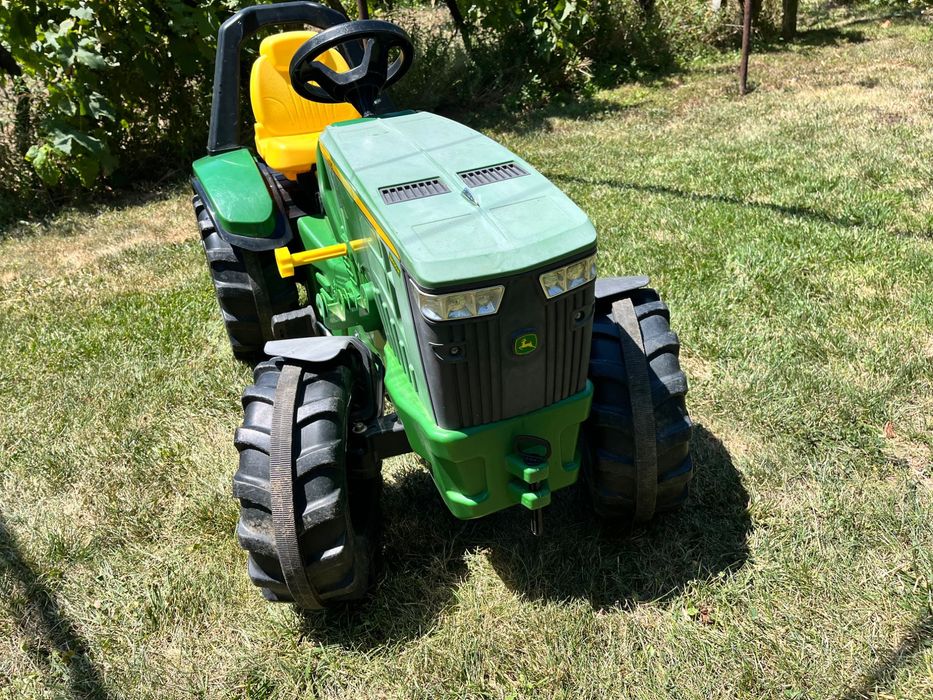 Педално тракторче John Deere с преден товарач Farmtrac