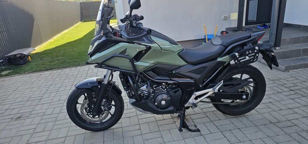 Honda nc750x DCT  2025