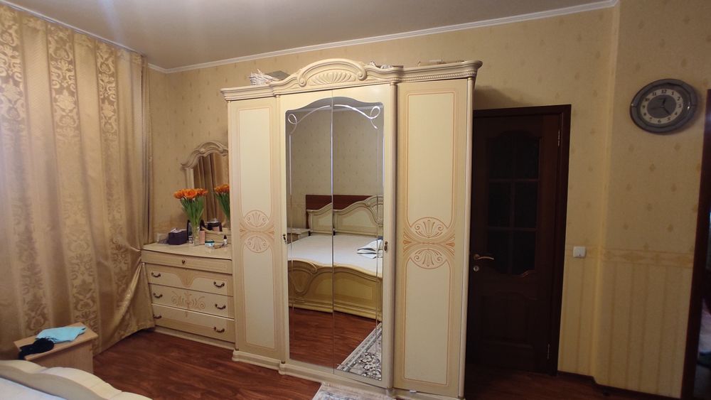 Спальный гарнитур в комплекте