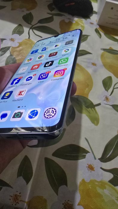 Huawei P30 Pro  Breathing Crystal