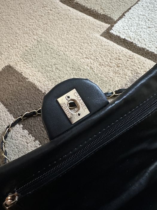 geanta chanel foarte buna